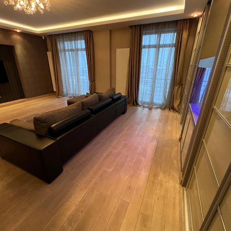 Apartment On Arkhipenka With Panorama View Львів Екстер'єр фото