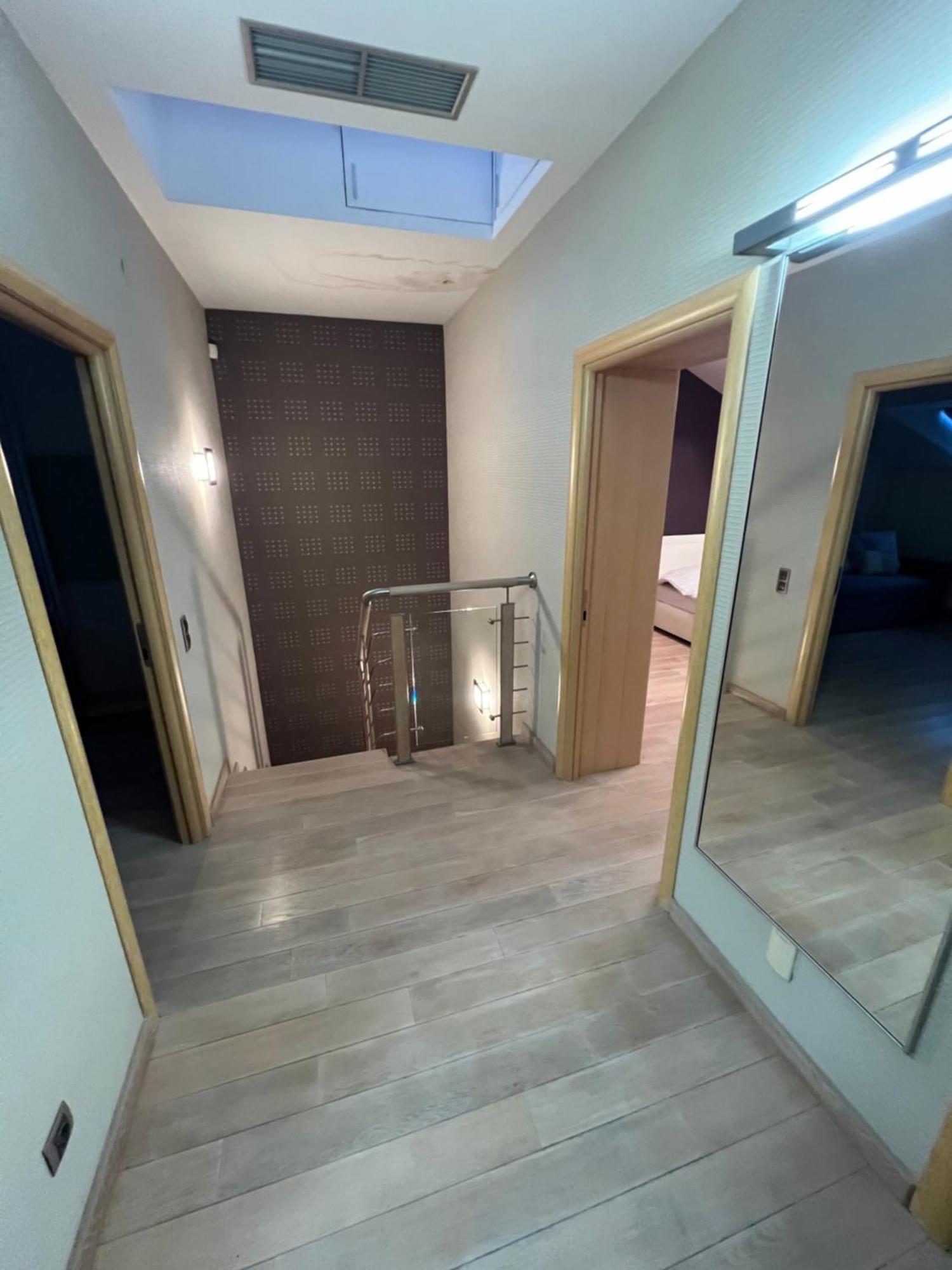 Apartment On Arkhipenka With Panorama View Львів Екстер'єр фото