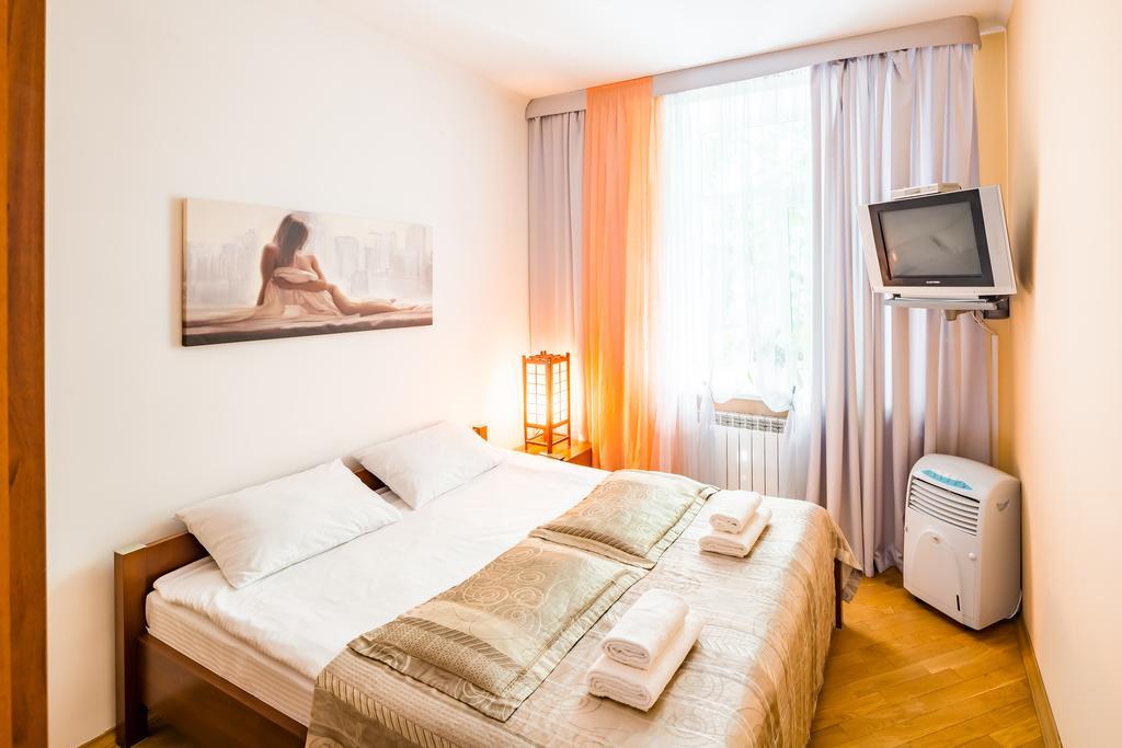 Apartment On Arkhipenka With Panorama View Львів Екстер'єр фото