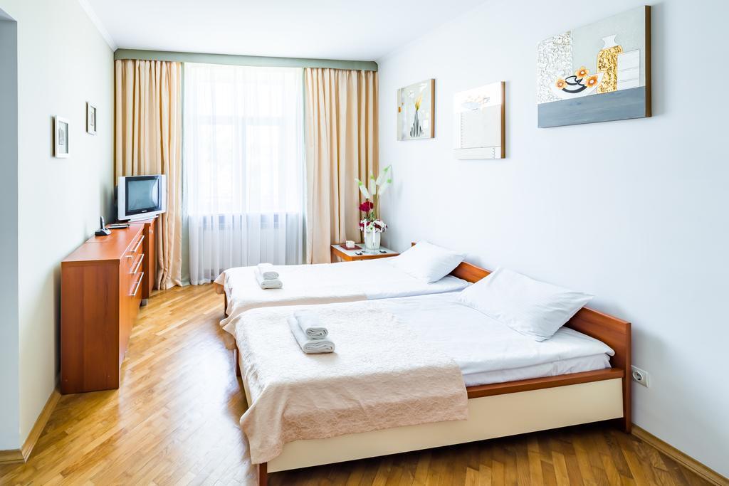 Apartment On Arkhipenka With Panorama View Львів Екстер'єр фото