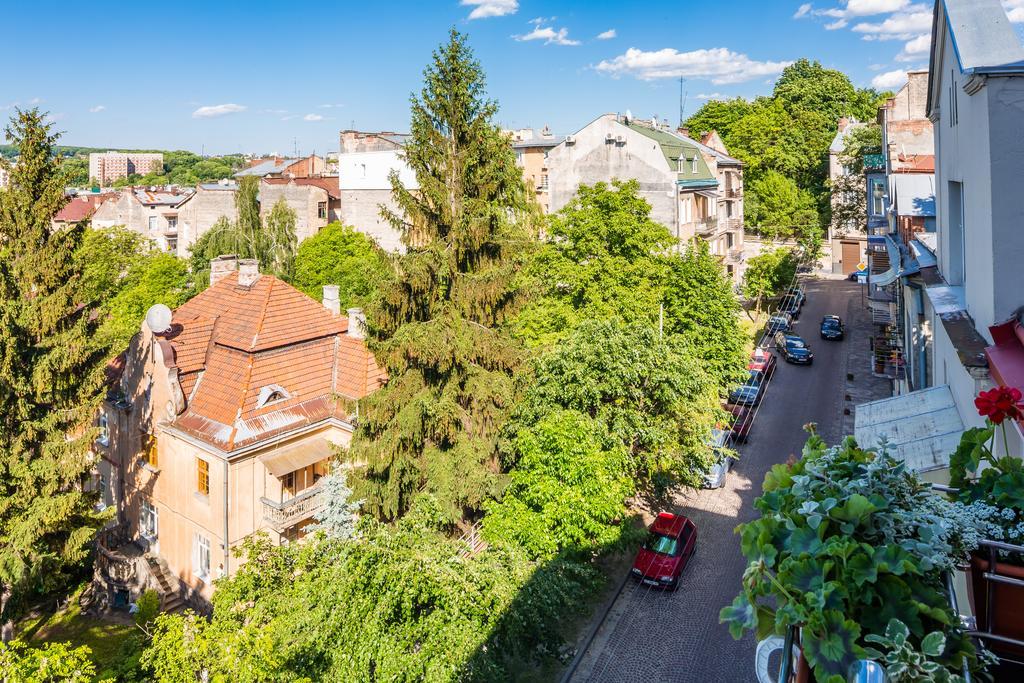 Apartment On Arkhipenka With Panorama View Львів Екстер'єр фото