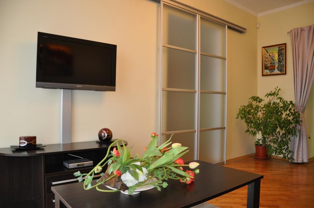 Apartment On Arkhipenka With Panorama View Львів Номер фото